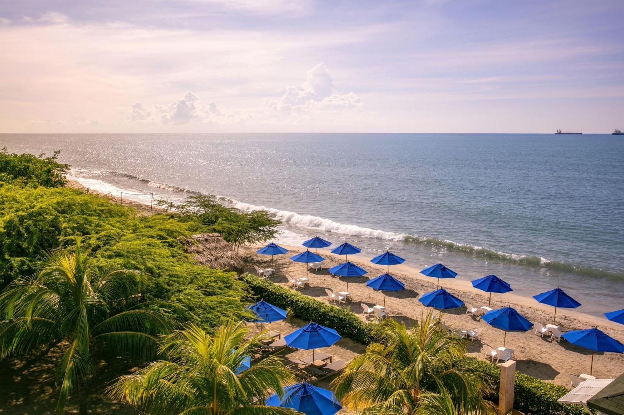 산타 마르타 메리어트 리조트 플라야 도르미다 산타마르타 외부 사진 Beach at the InterContinental Resort